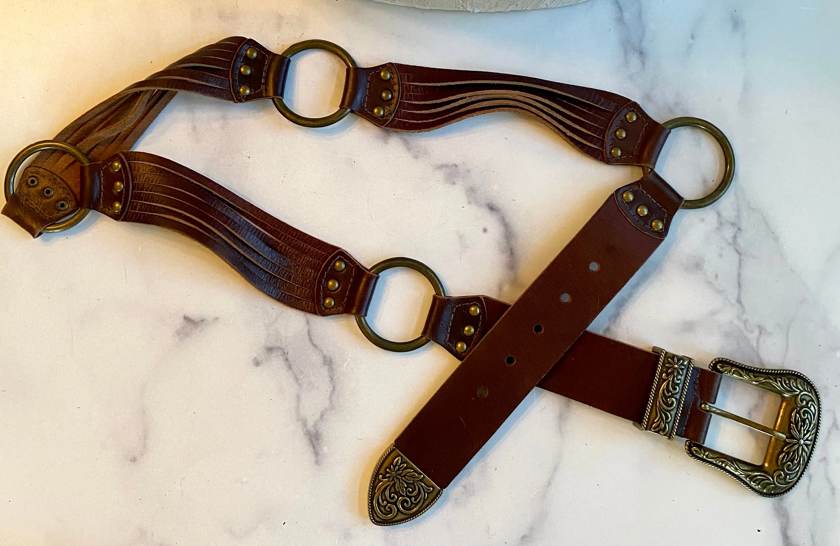 Big bronze buckle leather belt