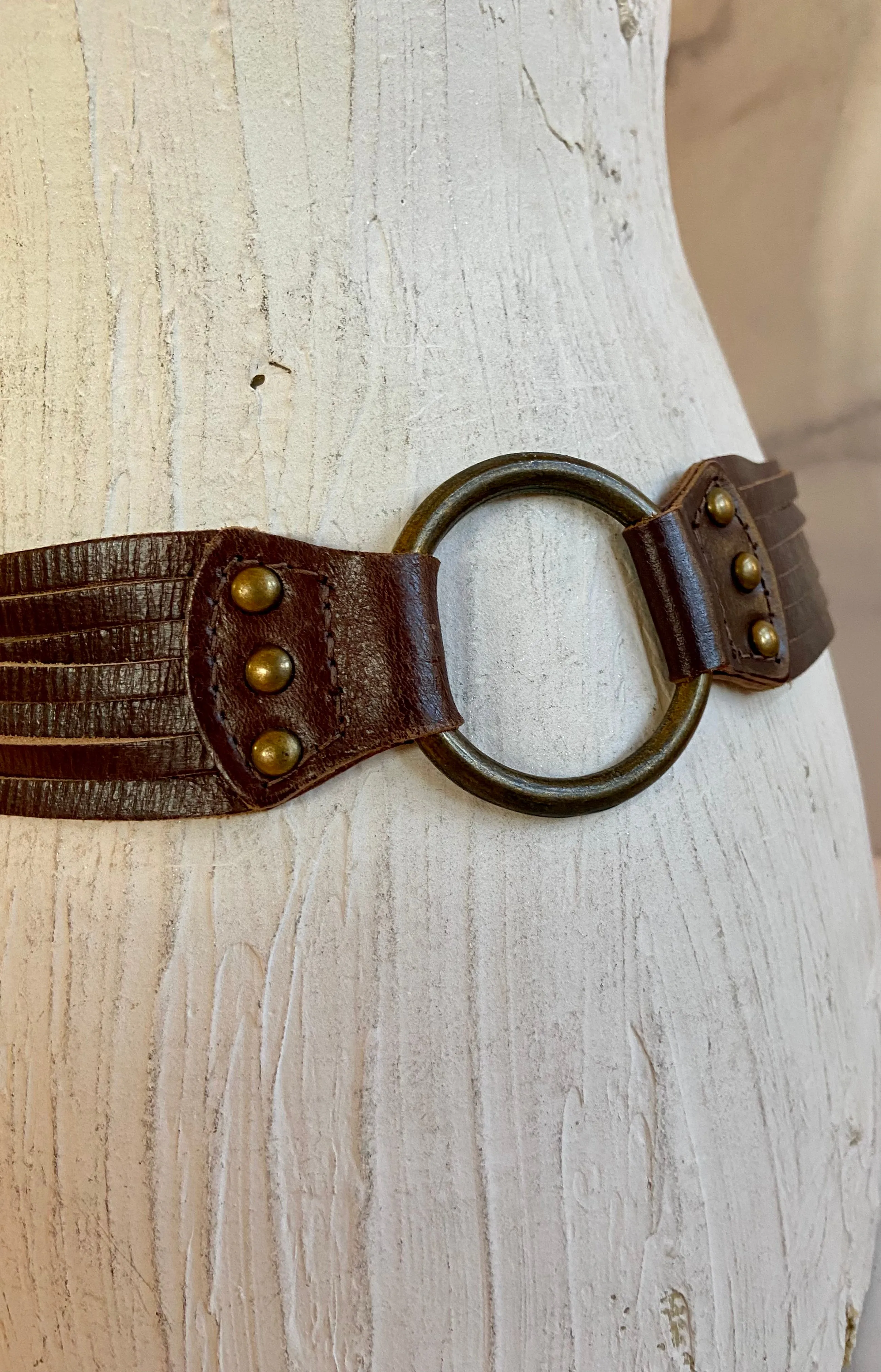 Big bronze buckle leather belt