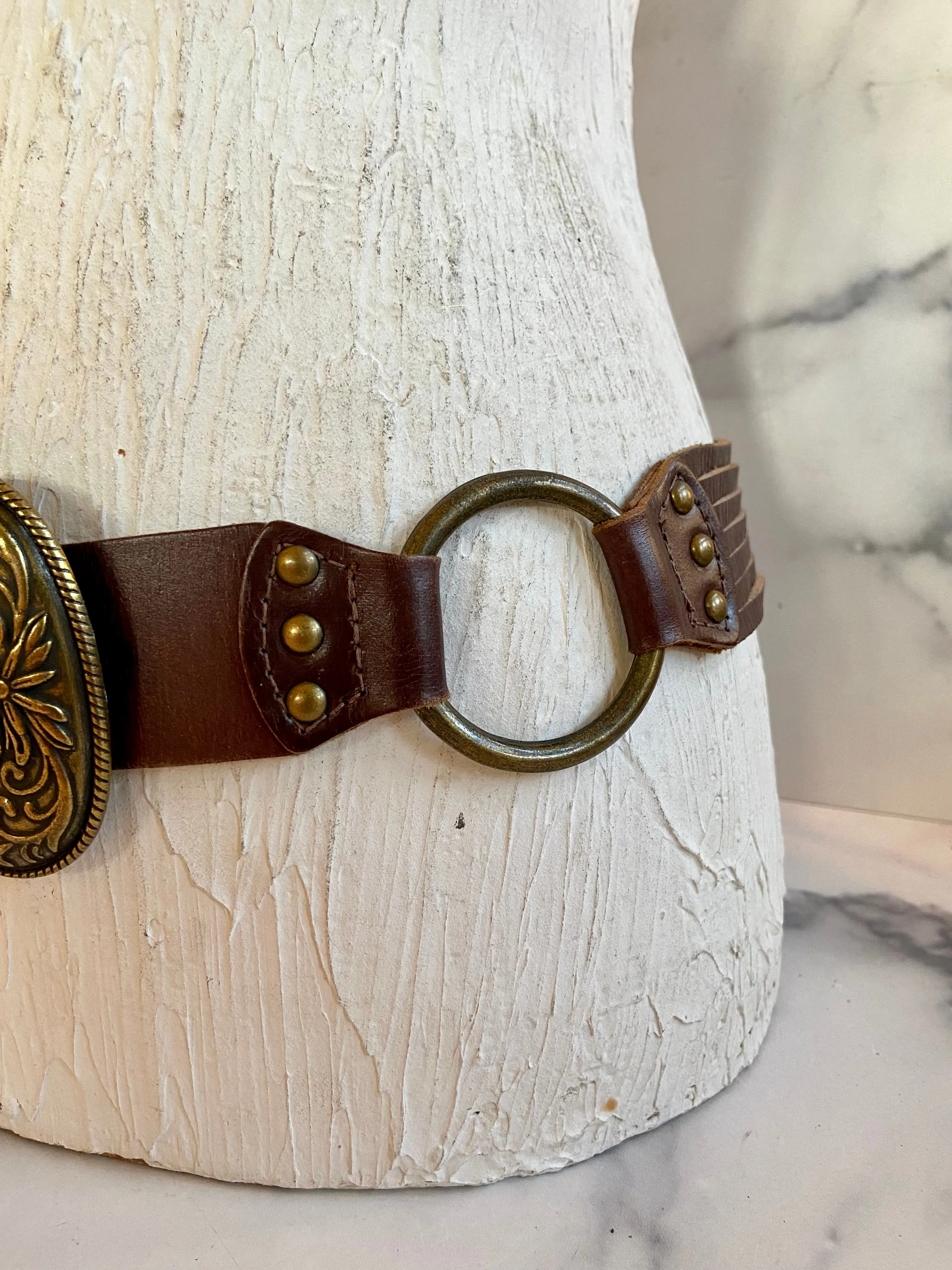 Big bronze buckle leather belt