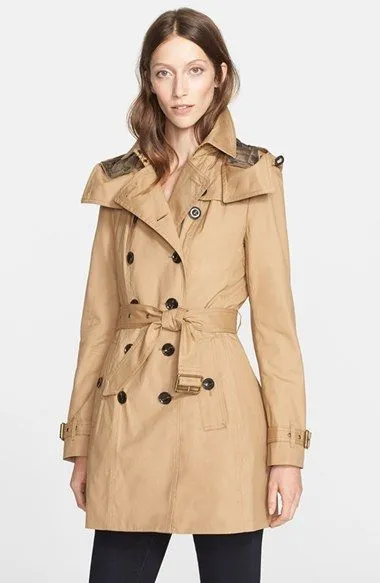 BURBERRY REYMOORE HOODED TRENCH COAT