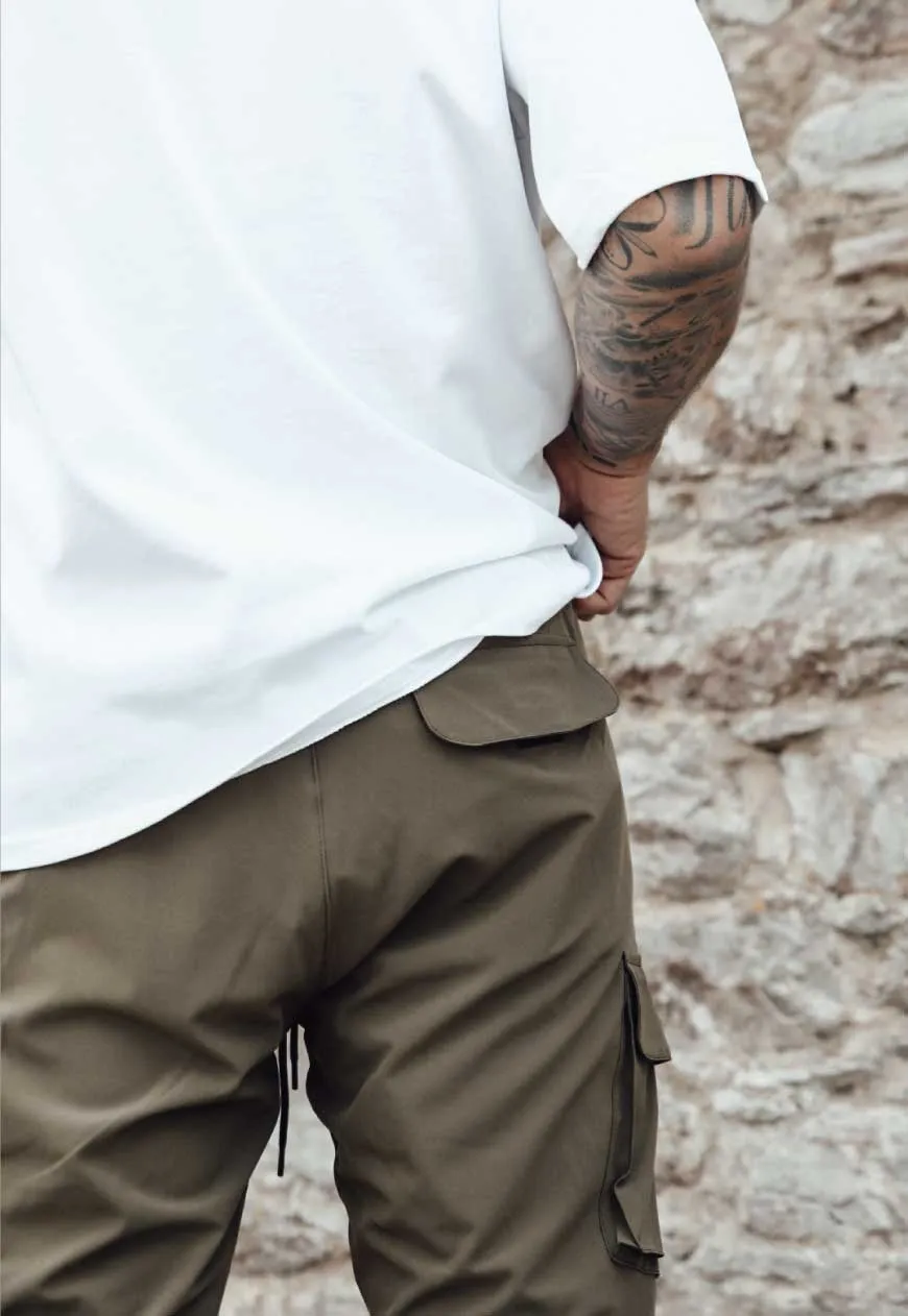 CARGO PANTS - OLIVE