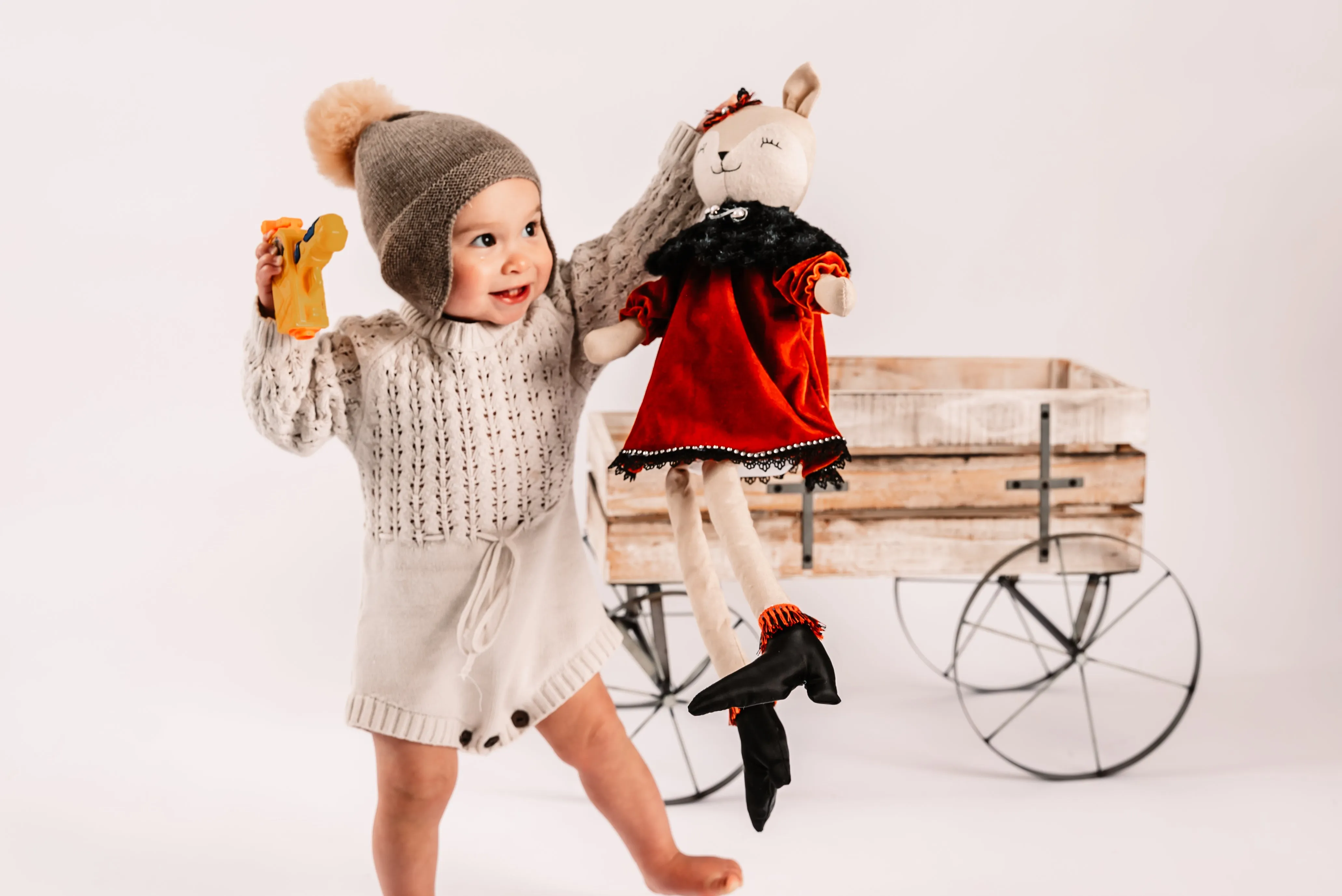 Child Alpaca Bonnet Hat with Alpaca Pom Pom