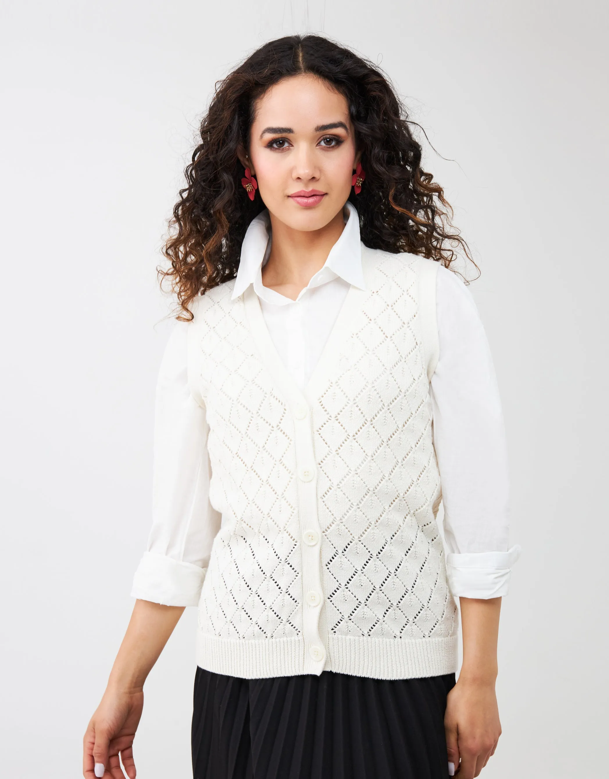 Diamond Pattern Knit Button Vest Ivory