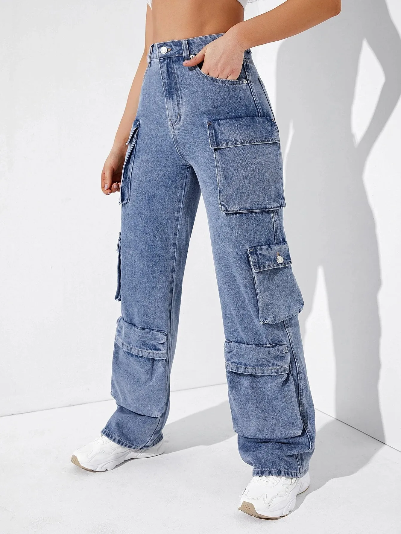 Flap Pocket Straight Cargo Jeans