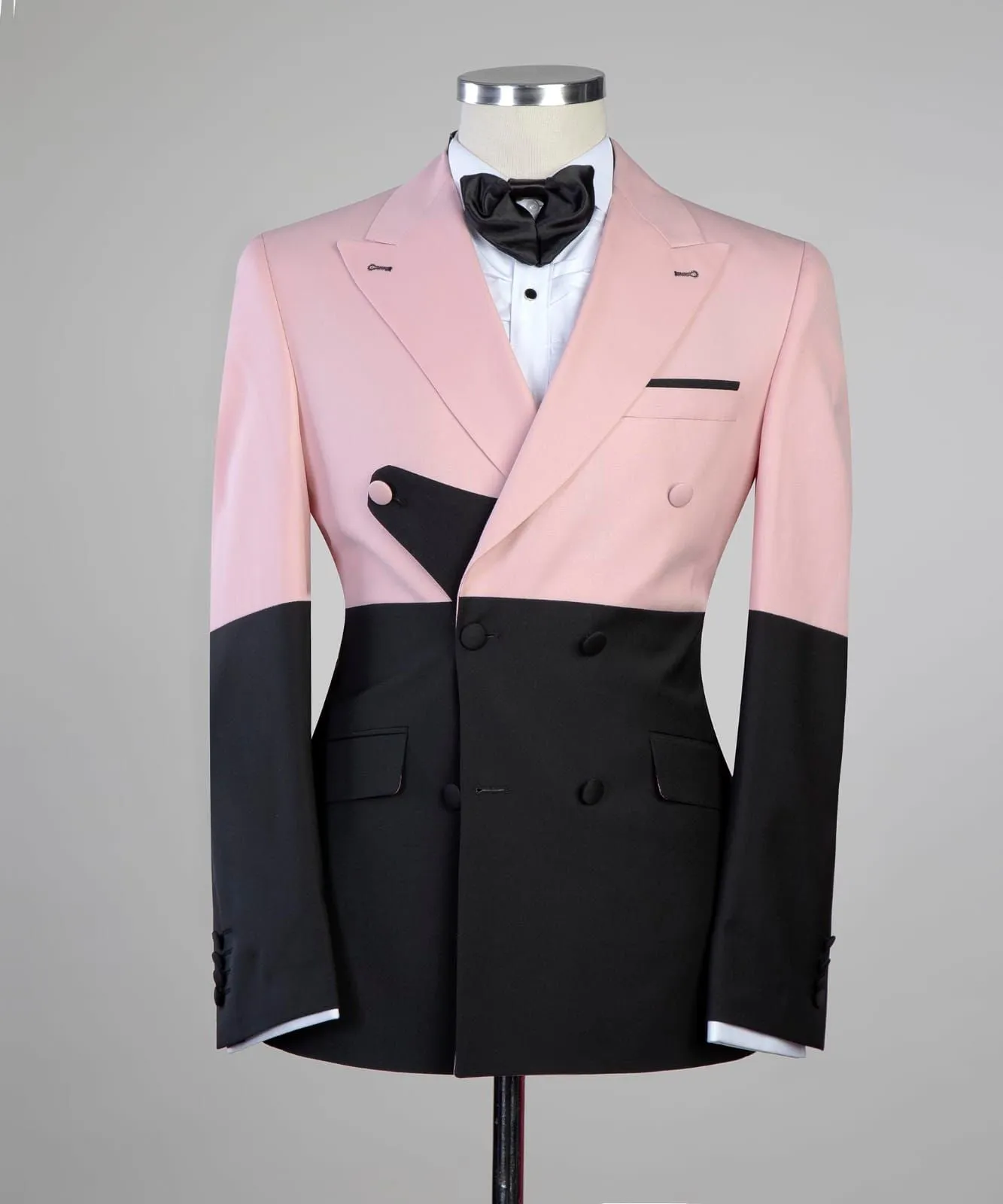 George New Arrival Pink and Black Double-Breasted Peaked Lapel Men’s Prom Suit